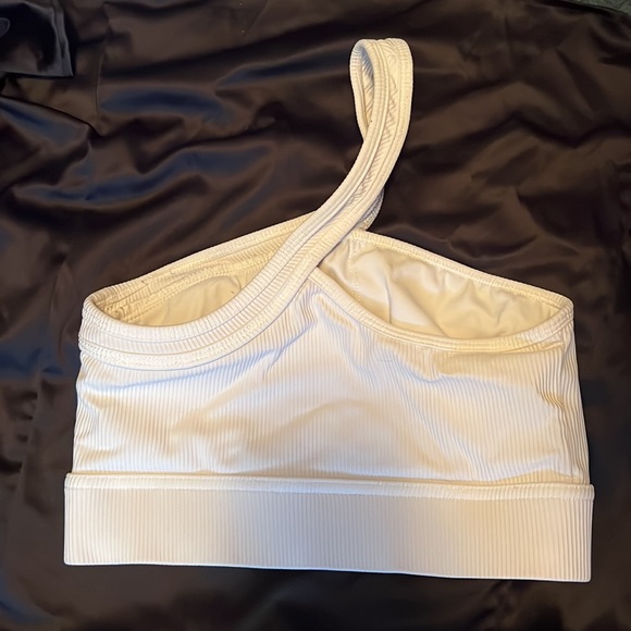 Bra - Picture 3 of 4